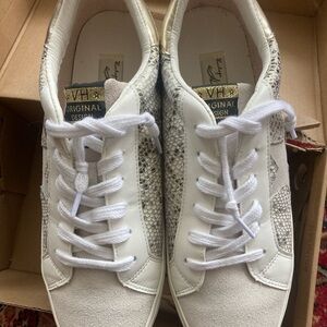 NEW!  VINTAGE HAVANA Gold Snakeskin Sneakers